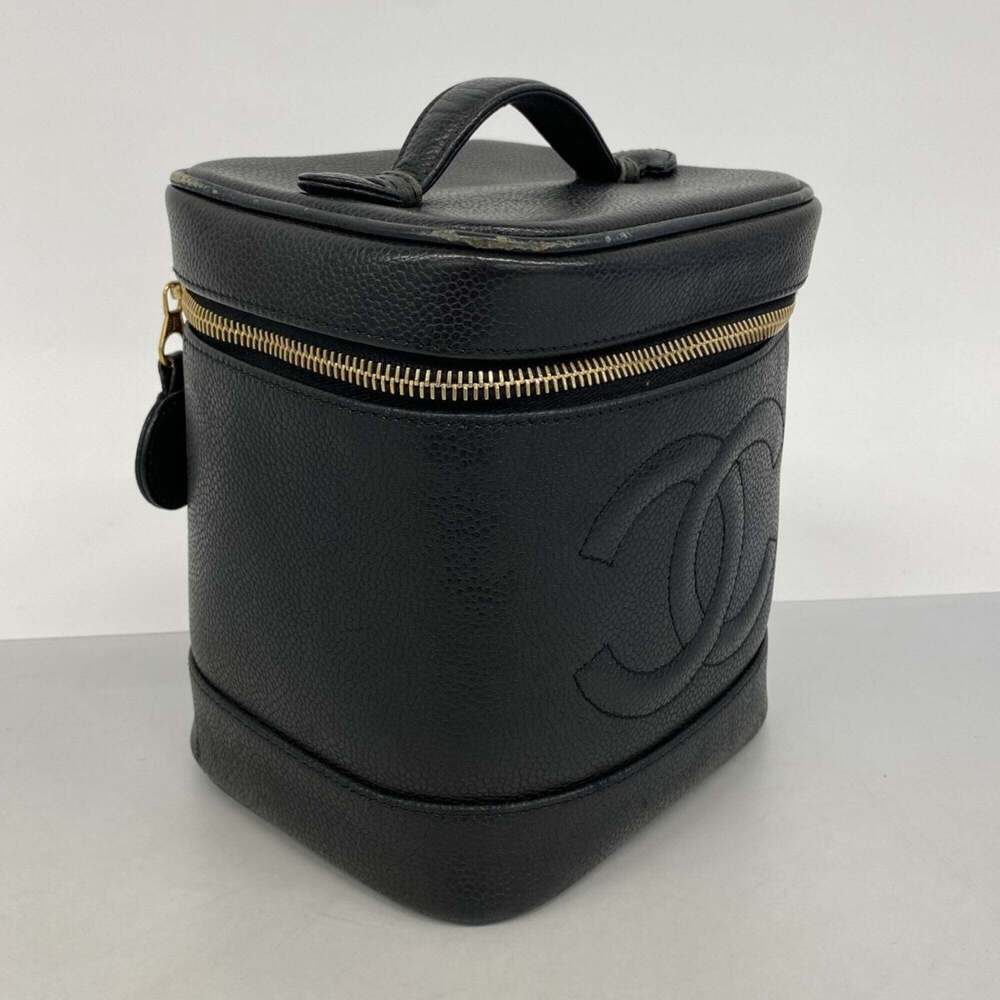 CHANEL Black Caviar Leather Vanity Bag - Picture 2 of 11